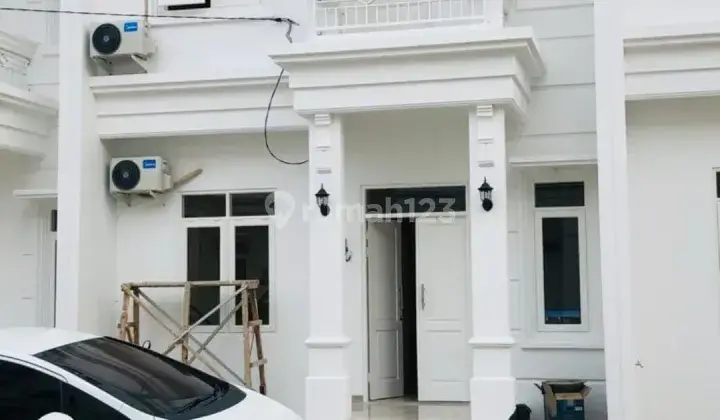 Rumah minimalis modern  2 Lantai Baru dan Bagus di Pondok Bambu  1