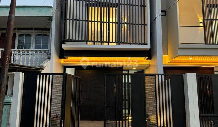 Jual Rumah Baru Gress Modern
perum. Baruk Nirwana, Dekat Sekali Ke Raya Merr 2