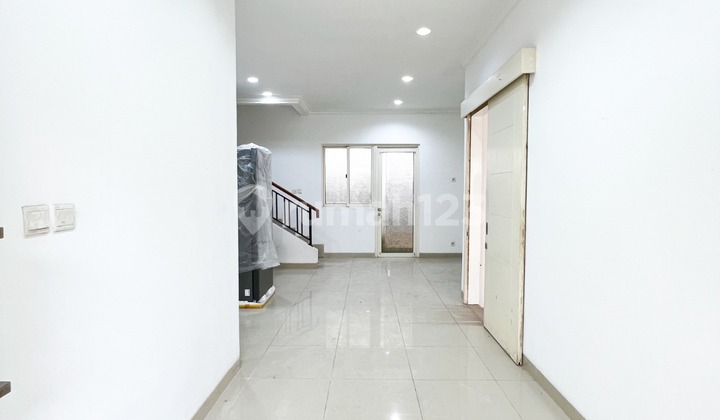 Cheap Sale Faraday Cluster House Summarecon Serpong 2
