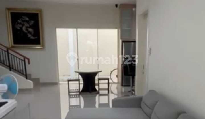 FOR SALE, READY-TO-OCCUPY HOUSE IN FLAMINGO SPRING CLUSTER - GADING SERPONG 2