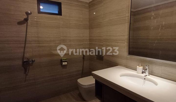 RUMAH DI AREA PREMIUM PAKUBUWONO Jakarta Selatan 2