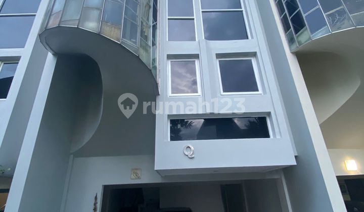 Rumah di Amaya Town House Blok Q Jati Padang Jakarta Selatan 2