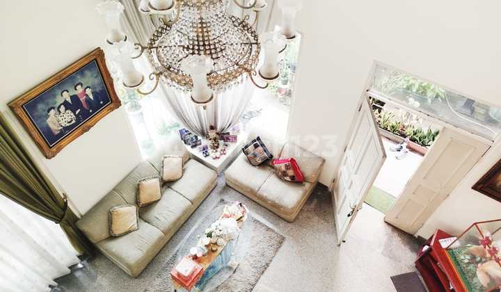 Rumah Hook 2 lantai di Pulau nirwana Jakarta Barat. 