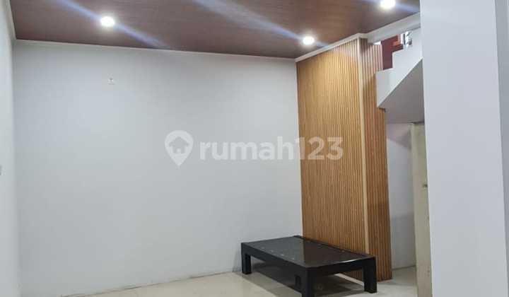 House for Sale in Taman Melatisawangan Housing, Depok 2