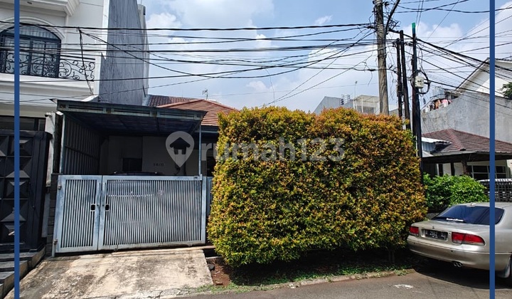 Nice one-story house in Puri Indah, West Jakarta.