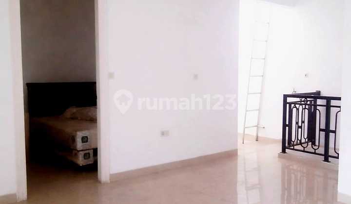 Rumah Dijual di Puri Indah Jakarta Barat 2