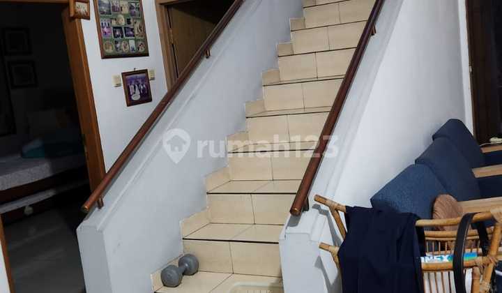 Rumah Dijual 2 Lantai di Taman Alfa Indah Blok Terbaik 2