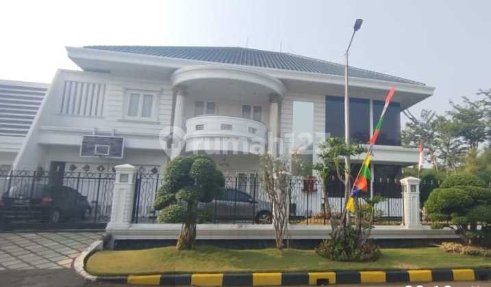 Dijual  Rumah Hook di  Interkon Kebun Jeruk 