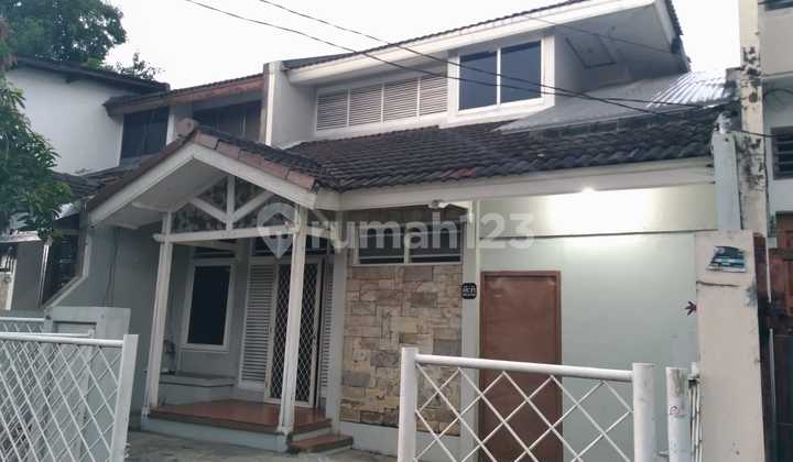 Disewakan Rumah di Taman Alfa Indah Blok A