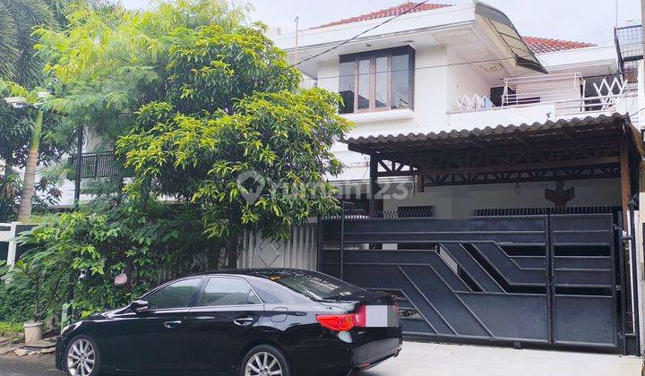 Rumah Di Puri Indah, Luas 200m, Hadap Utara, Cluster One Gate 1