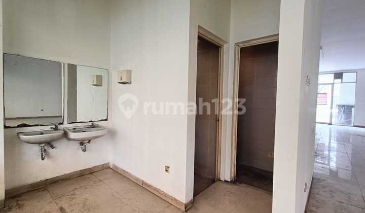 Connected Shophouse Food City, Facing the Lake 2