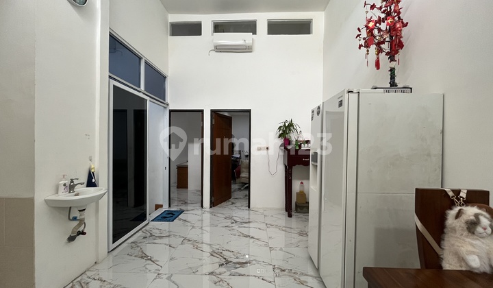 Serious Sale, East Facing, Area 140M² 2