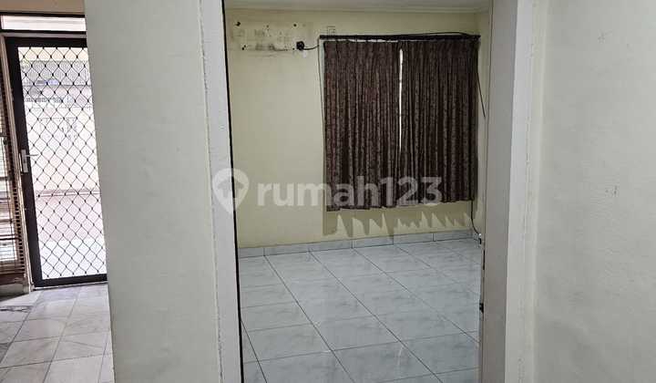 Rumah di MK blok 7 luas 140meter 2