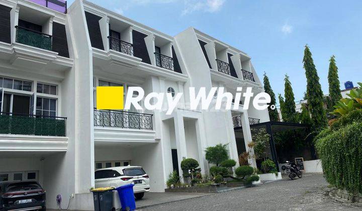 Dijual Rumah Mewah 3 Lantai di Madja Residence at Puri Joglo Kembangan Jakarta Barat  2