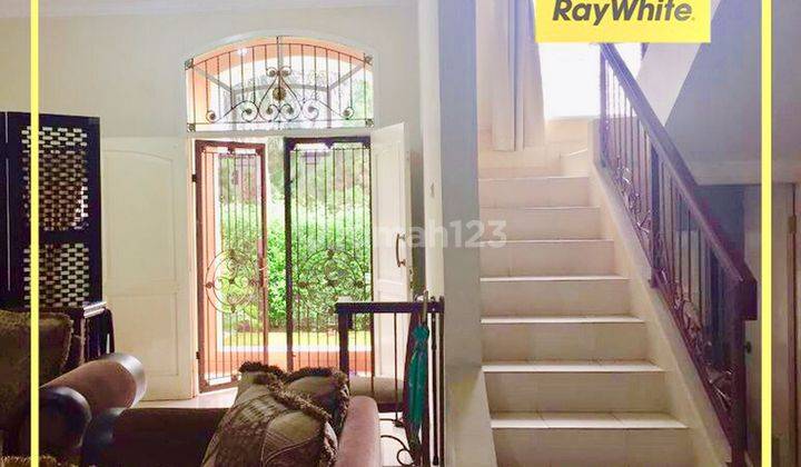 Rumah 2 lantai bagus rapi siap huni di permata mediterania Rumah 8