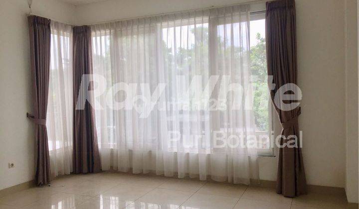 Rumah 2 Lantai Siap Huni Rapi Terawat di Green Permata Residence 10