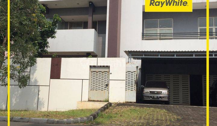 Mega Kebon Jeruk Rumah Mewah 2,5 Lantai Siap Huni Furnish Private Pool 2