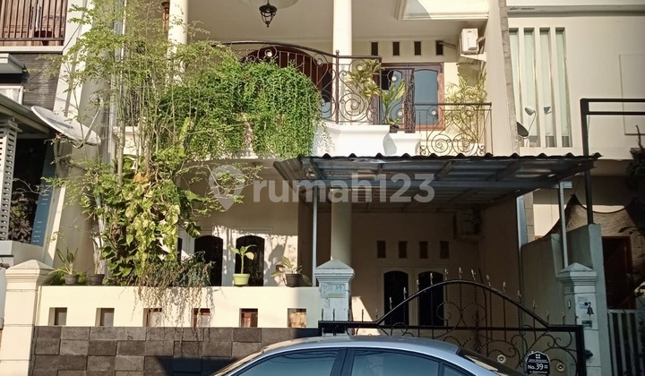 Rumah 2 Lantai Siap Huni di Srengseng Kembangan Jakarta Barat