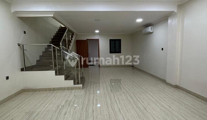 Rumah Baru 3 Lantai di Cluster Magnolia Puri Botanical Joglo 2