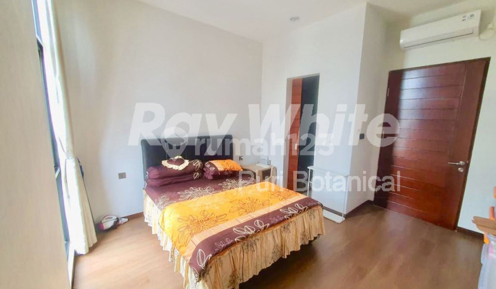 Rumah Bagus 3.5 Lantai di Puri Media Kembangan 4
