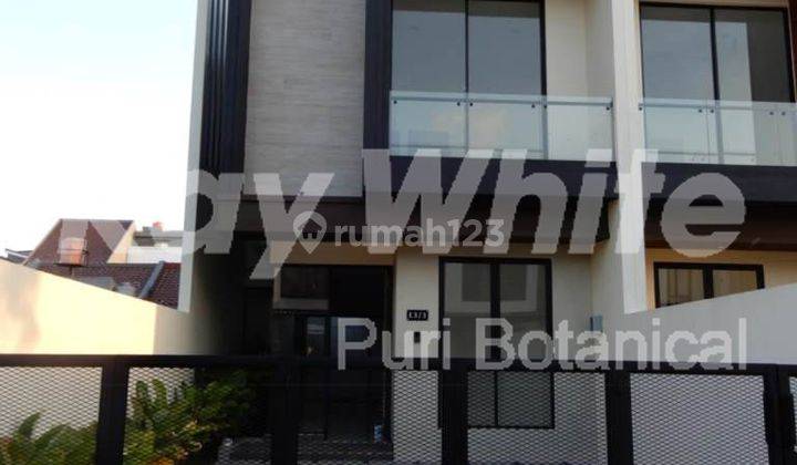 Rumah 2 Lantai Baru Hadap Timur di Metland Puri 1