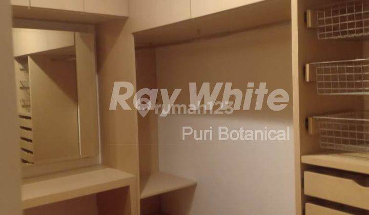 Rumah 2 Lantai Bagus di Puri Botanical, Jakarta Barat 2