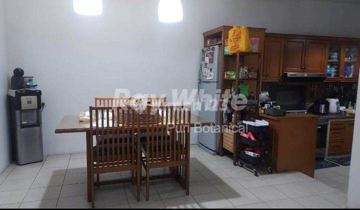 Rumah 2 Lantai Bagus di Puri Kencana, Jakarta Barat 2