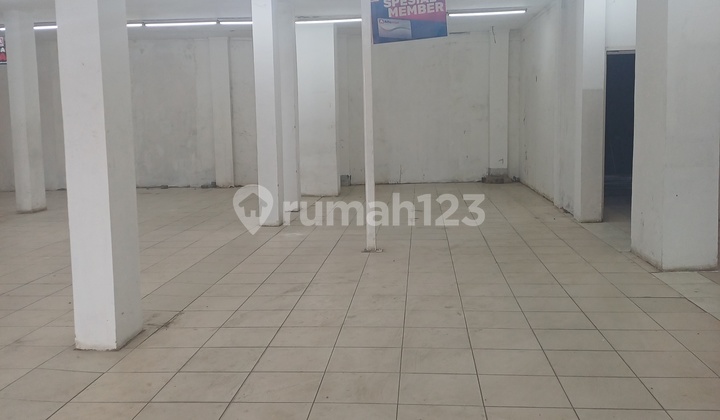 4-Unit Connected Shophouse in a Prime Location at Pondok Aren, Tangerang 2