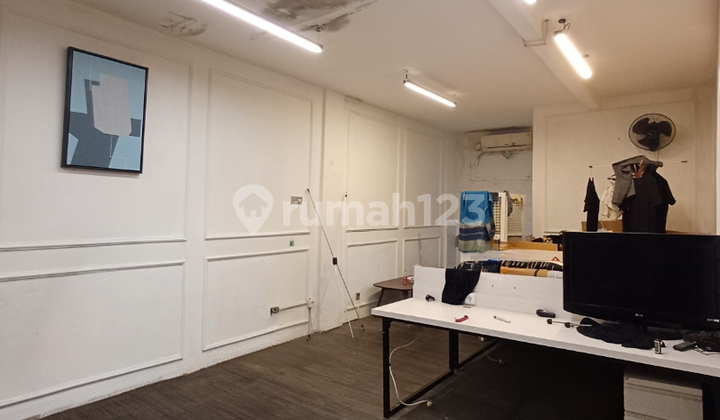 3-Story Shophouse on Raya Fatmawati Cilandak 2