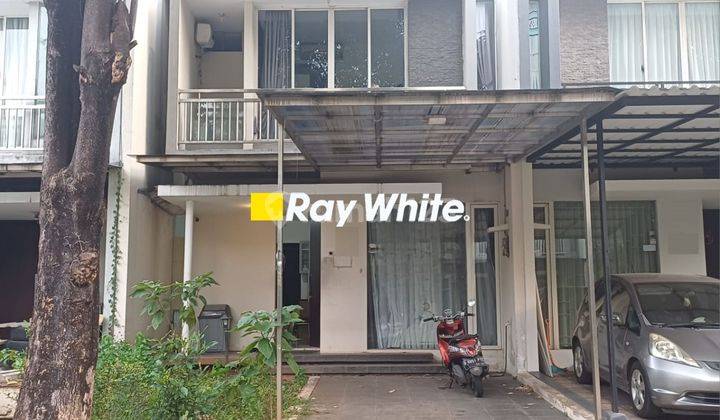 Rumah 2 Lantai Bagus Hadap Utara di Puri Botanical, Jakarta Barat 1