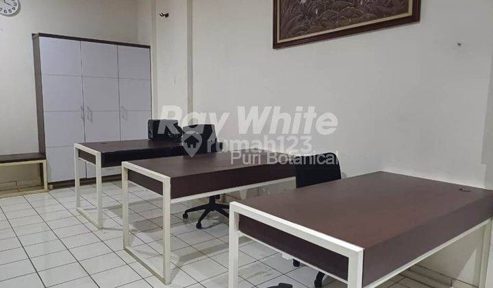 Ruko 2 Lantai Furnished di Puri Botanical 2