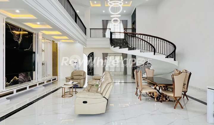 New Luxury House with Wide Road Access in Pondok Indah, South Jakarta