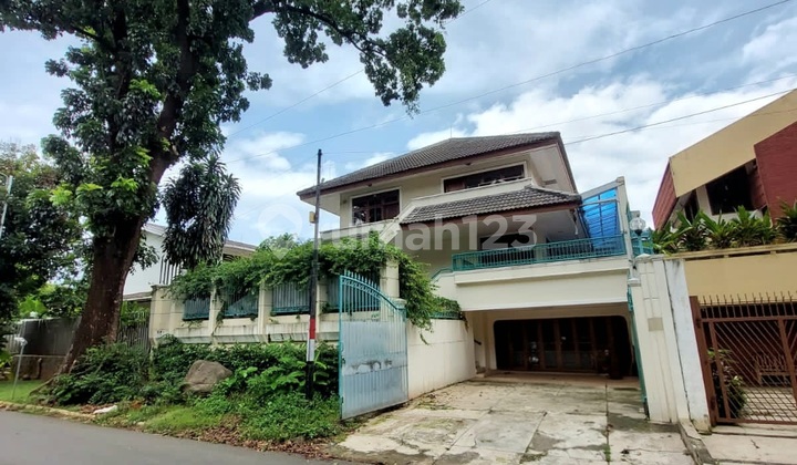 2-Story House in Prime Area Pondok Indah, South Jakarta