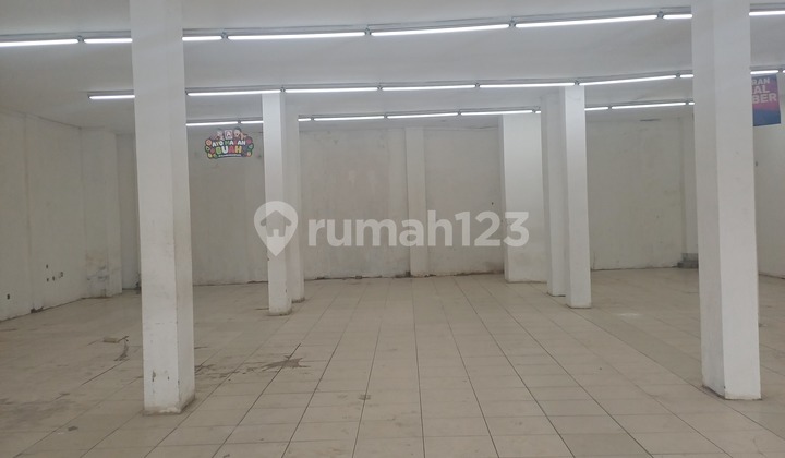 4-Unit Connected Shophouse in a Prime Location at Pondok Aren, Tangerang 2