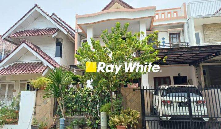 Dijual rumah bagus terawat harga murah di Mega Kebon Jeruk  1