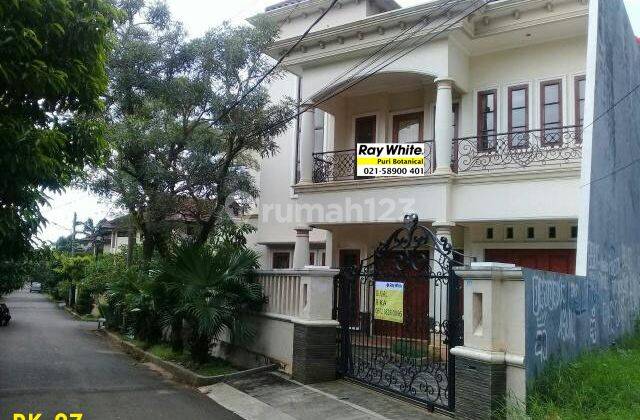 Dijual Rumah Bagus Luas di Taman Alfa Indah 1