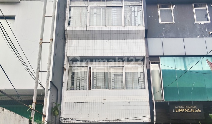 Disewakan Ruko di Lokasi Strategis di Cipete Jakarta Selatan