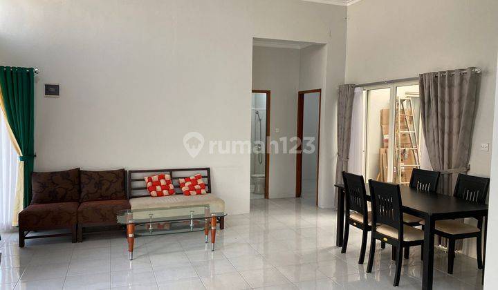 di Komplek Rancamaya Grande, Bogor 7
