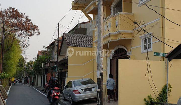 Rumah kost/kantor pinggir jalan Tebet Jakarta 1