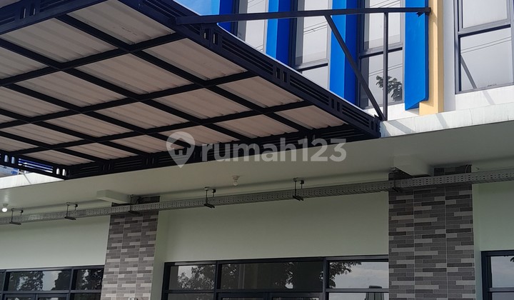 Ruko Baru Di Kawasan Bisnis Ramai Dekat Jalan Tol Sholeh Iskandar 1