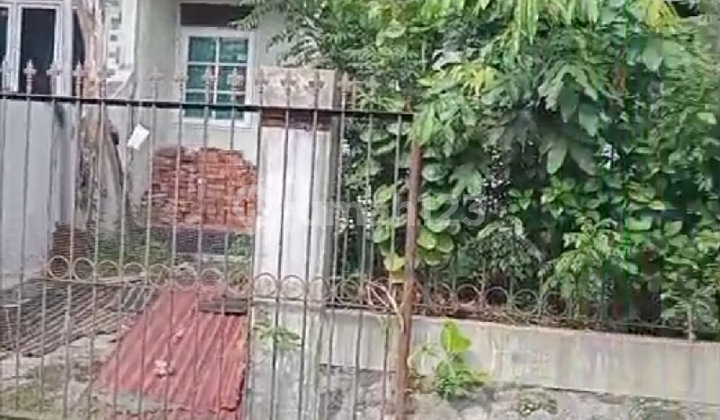 Rumah Dekat Tol Jagorawi di Bsi Baranangsiang Indah Bogor 1