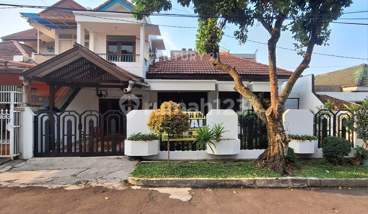 Rumah Dengan Kolam Indoor Di Bogor Baru Blok D Tegallega Bogor Rumah Dengan Kolam Indoor Di Bogor Baru Blok D Tegallega Bogor