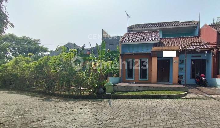 Strategic Hook House Ciomas Hill Bogor Strategic Hook House Ciomas Hill Bogor