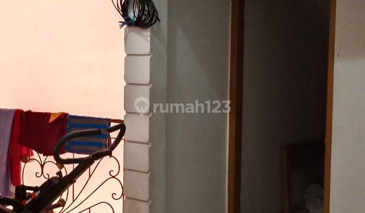 Dijual. Rumah 2 lantai bebas banjir. Dalam kota Makassar dekat Bandara Hasanuddin.  6