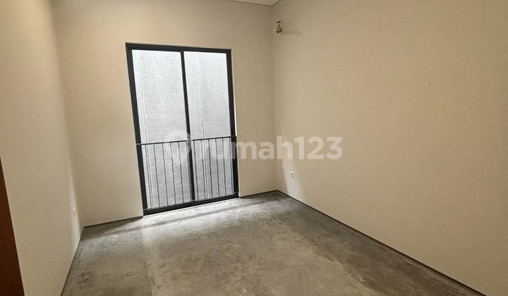 Rumah Baru Modern Minimalis Dalam Komplek Dekat dengan Tol Krukut Cinere 2