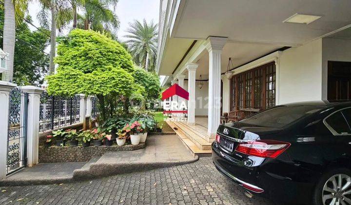 Rumah Bagus Karya Arsitek Terkenal Hadi Prana Dalam Komplek Elit 2