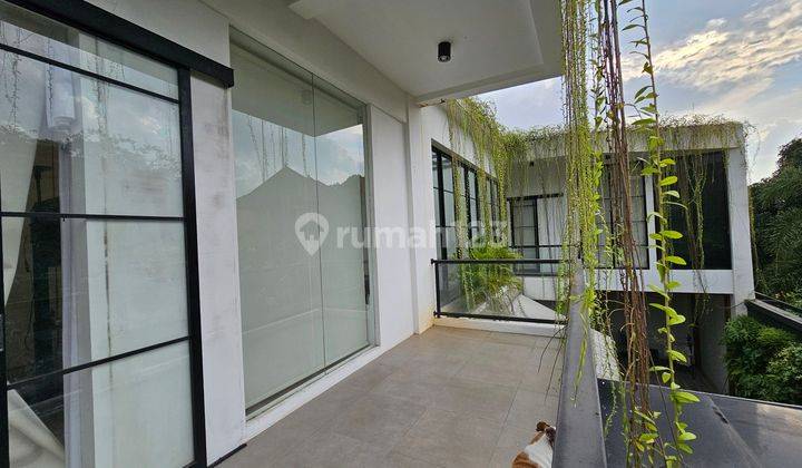 Rumah Cantik Villa Cinere Mas Harga Termurah dengan swimming pool 2