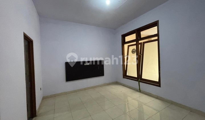  Rumah Hitung Tanah Lokasi Super strategis Terogong Gandaria Selatan. 2