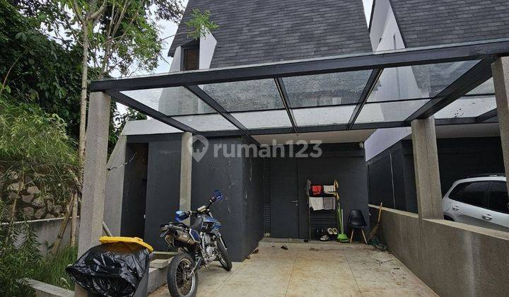 Rumah Moder Karya Andra Martin Furnished Dekat Ke Tol 1