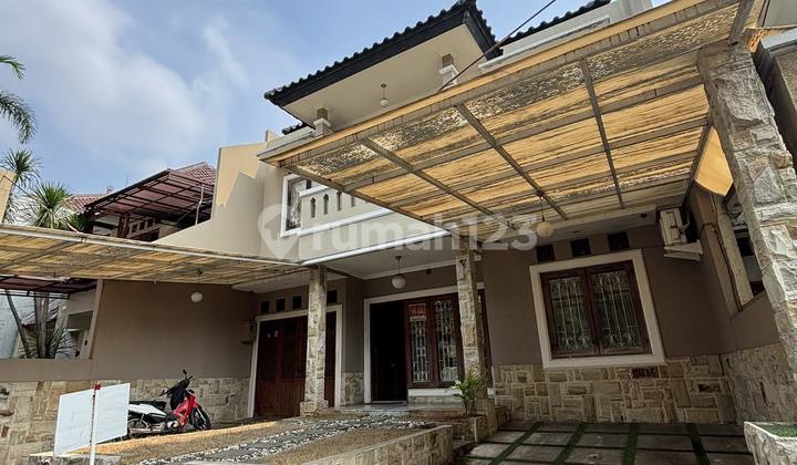 RUMAH LUAS & CANTIK DI KOMPLEK TERBAIK CIRÉNDEU 